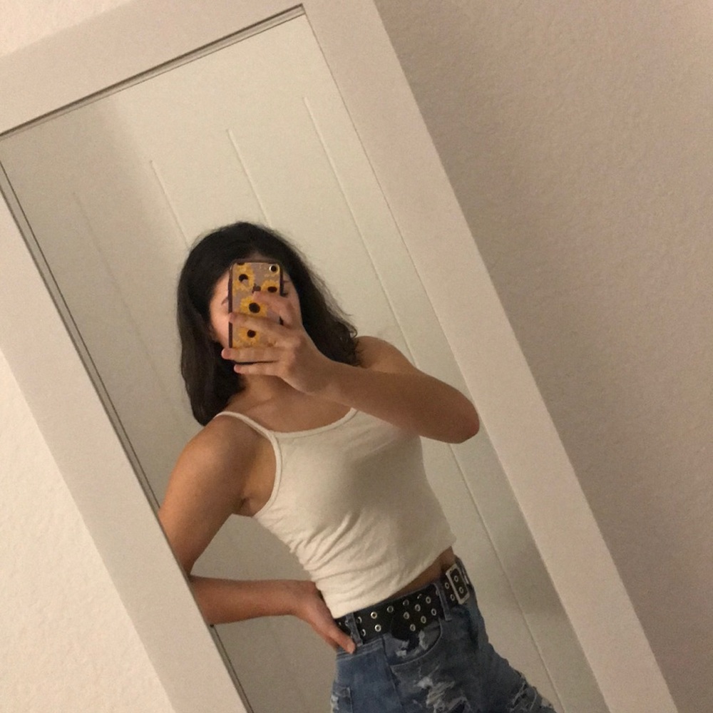 Woman’s Plain White Cropped Tank Top